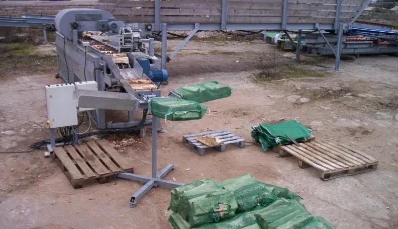Photograph of Pack machine for firewood