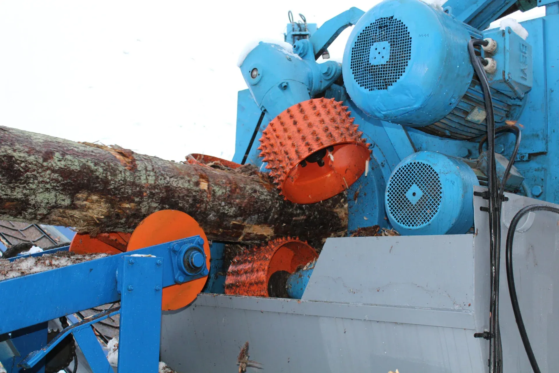 Photograph of Debarking machine