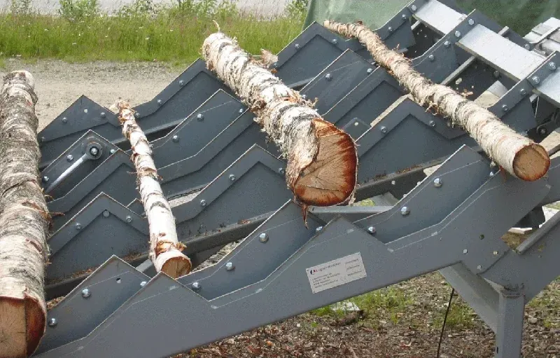 Photograph of Step feeder